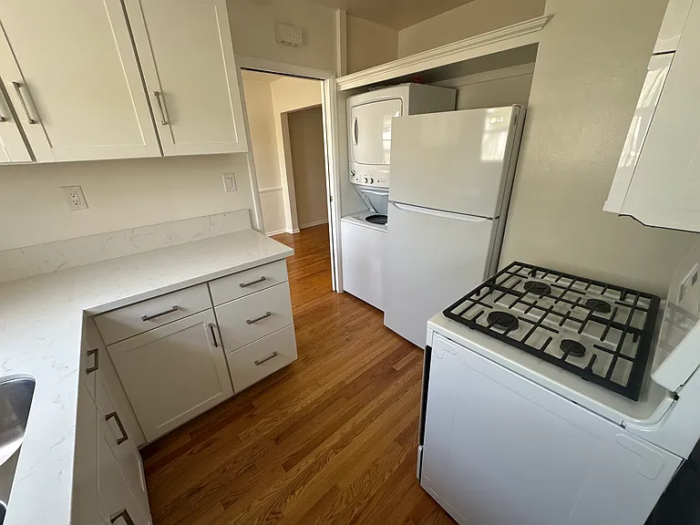 4525 Willis Ave #4527 — Photo 16