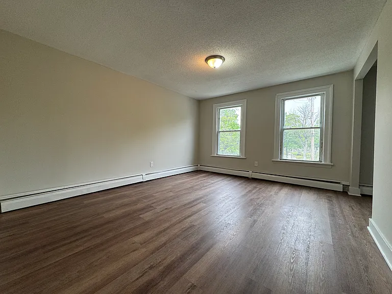 312 Davenport Ave #B2 — Photo 8