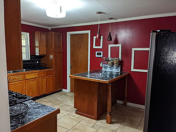 5th image of 1204 E 12th St