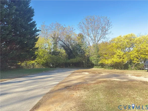 321 Farrar St, Danville, VA 24540