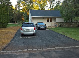 1239 Benn Ln, Warminster, PA 18974