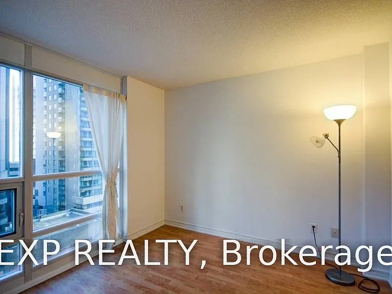 761 Bay St #809 — Photo 2