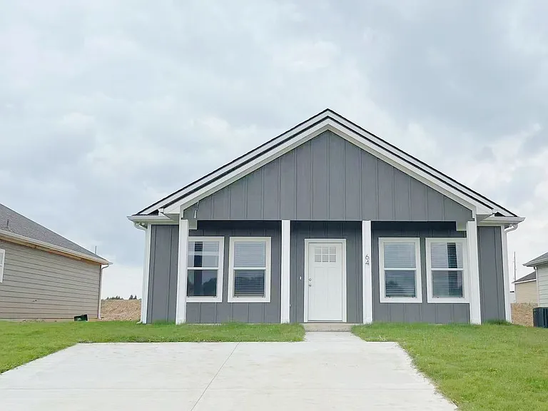 73 Wise Way — Photo 1