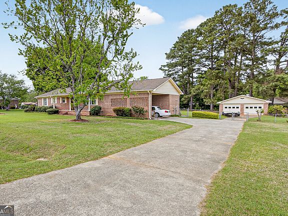 5th image of 3369 Sandy Cir