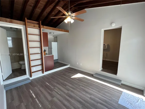 1001 S 22nd Ct E, Hollywood, FL 33020