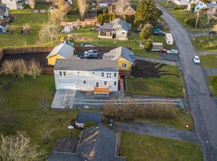 3231 Laurelwood Ave, Bellingham, WA 98225