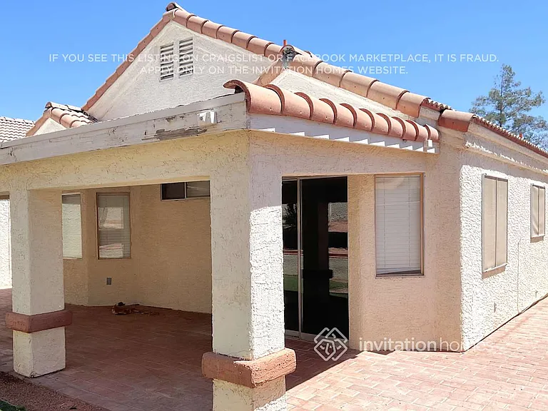 3213 Shoreheight St — Photo 14