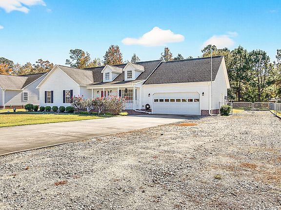 3rd image of 115 Flat Rock Lane