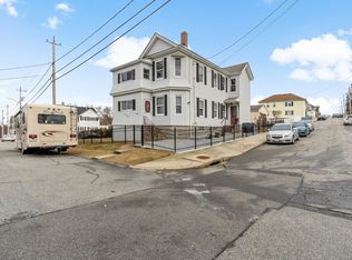 228 Bayview St, Fall River, MA 02724