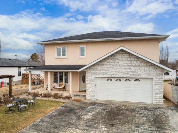 5016 44th Ave, Calmar, AB T0C 0V0