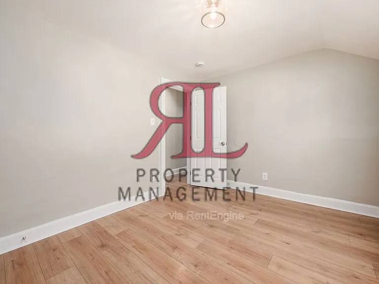 439 Eldridge Ave #439 — Photo 45