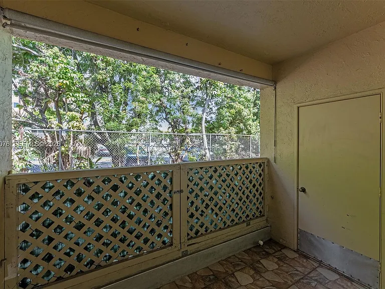 18336 NW 68th Ave #G — Photo 18