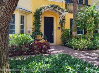 341 S Bromeliad #341, West Palm Beach, FL 33401