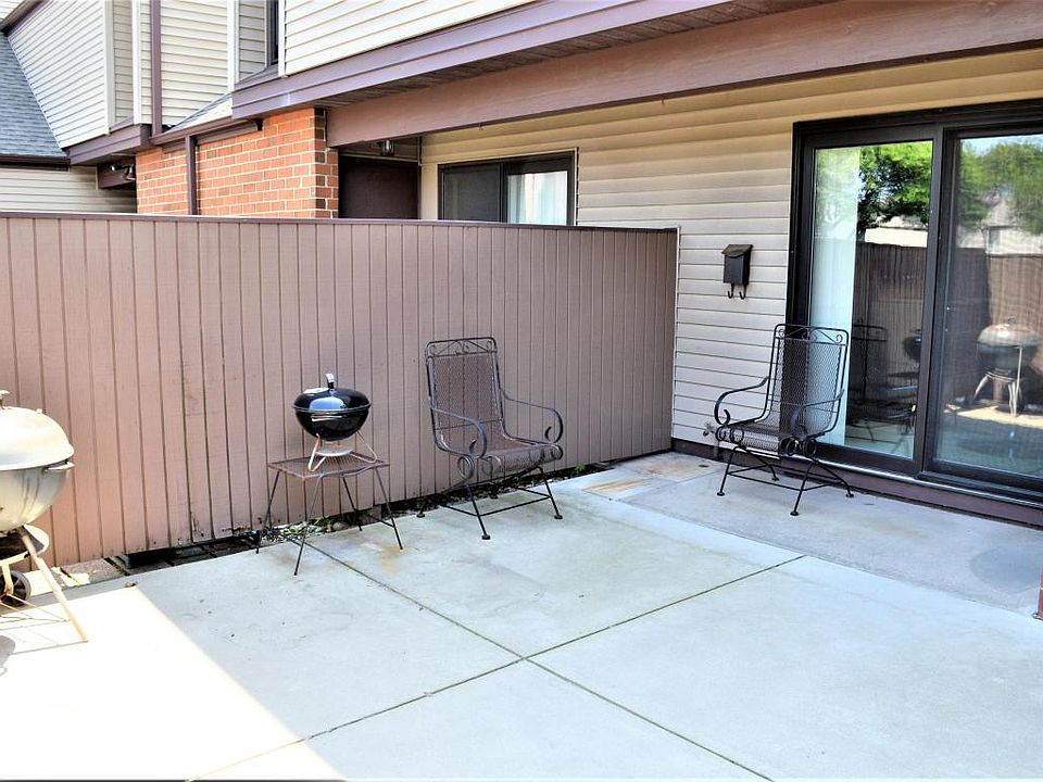 1st image of 1661 W Edgerton Ave #2207