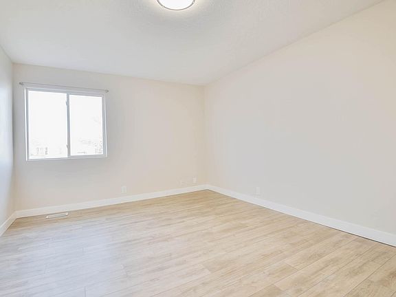 Bedroom #1
