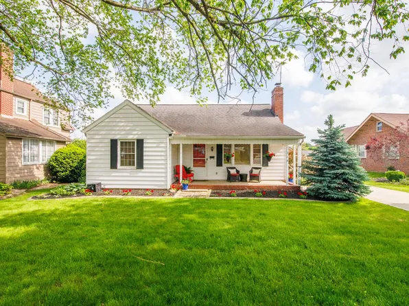 214 E Main St, Ashville, OH 43103