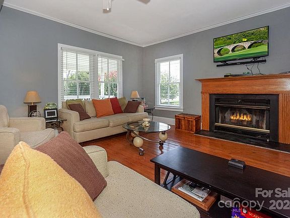 4th image of 123 Charleston Dr