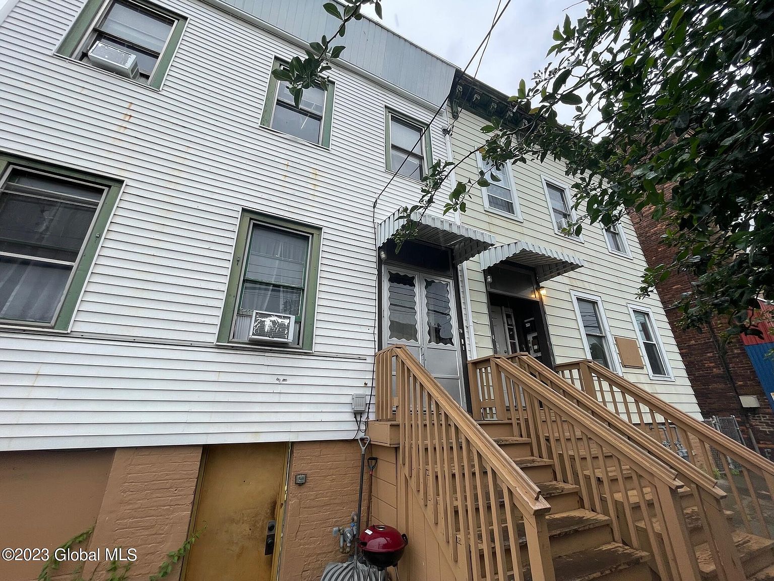 71 Watervliet Avenue, Albany, NY 12206 Zillow