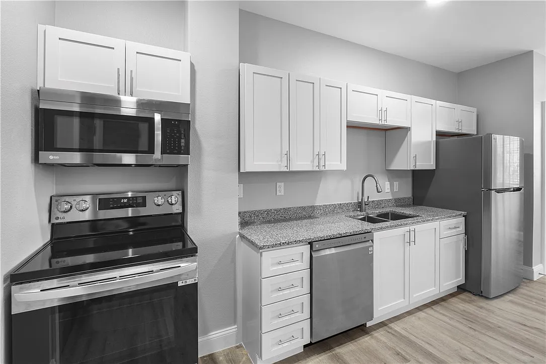 1 bed, 14512 sqft, $999 — Photo 4