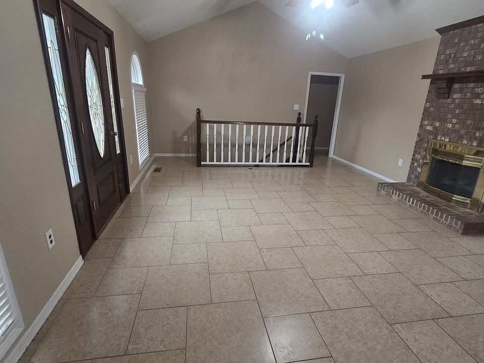 1st image of 312 Cedar Hill Ct