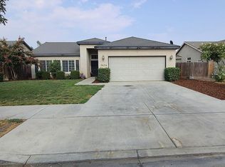2624 N Duke Ct, Visalia, CA 93291