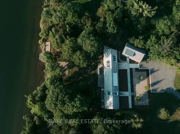 772 County Road 18 Rd, Prince Edward County, ON K0K 1P0