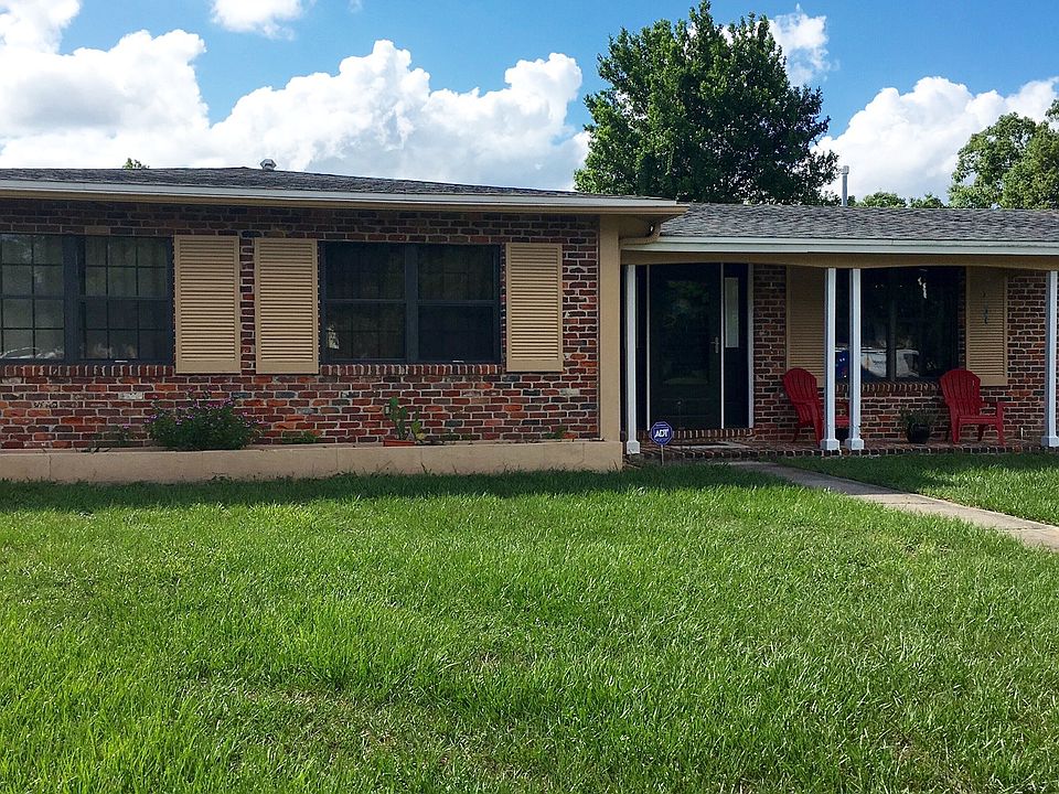 1128 Elgrove