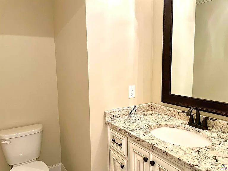 104 Kloe Ct — Photo 17