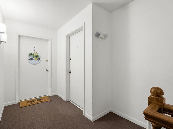 3rd image of 156 W Golf Rd APT E
