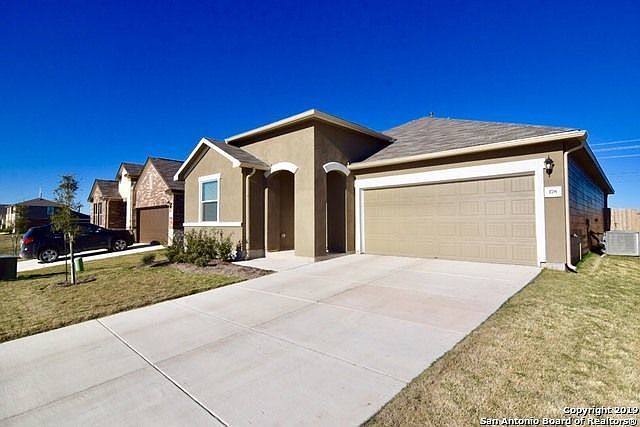 1st image of 178 Landing Ln