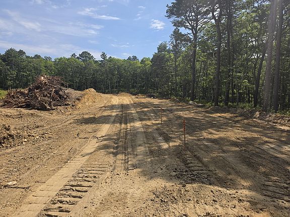 3rd image of 93 Oakmont Drive Lot #2