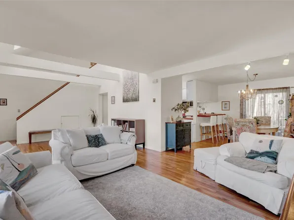 18 Saint George Drive, Shirley, NY 11967