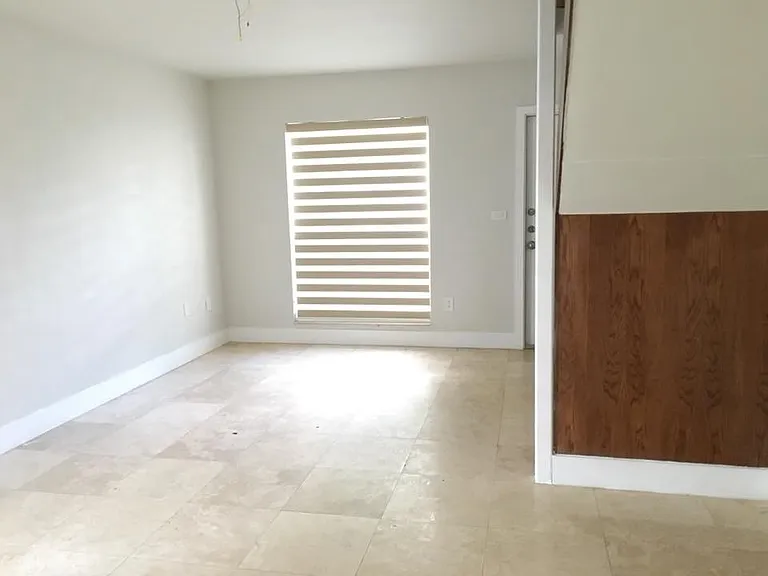 2900 Bird Ave — Photo 30