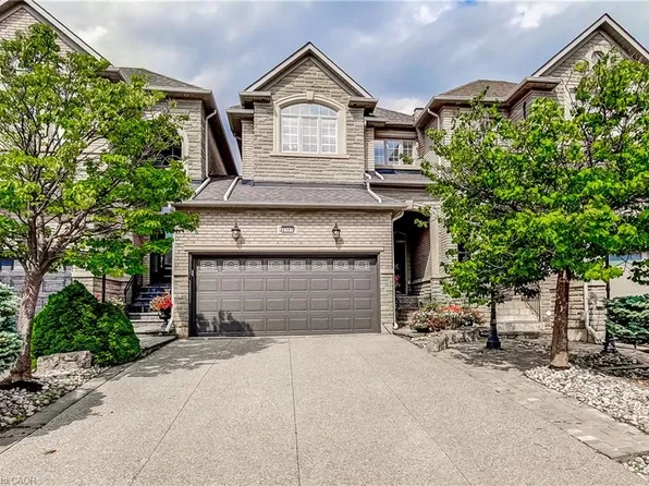 2307 Woodfield Rd, Oakville, ON L6H 6Y7