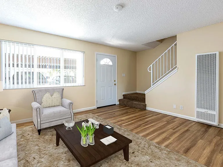 Dry Creek Apartments — Photo 53