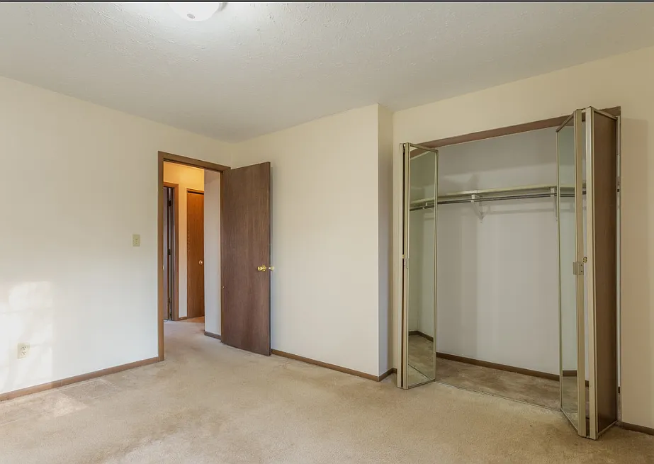 Brookpoint Apts-985 - B — Photo 3