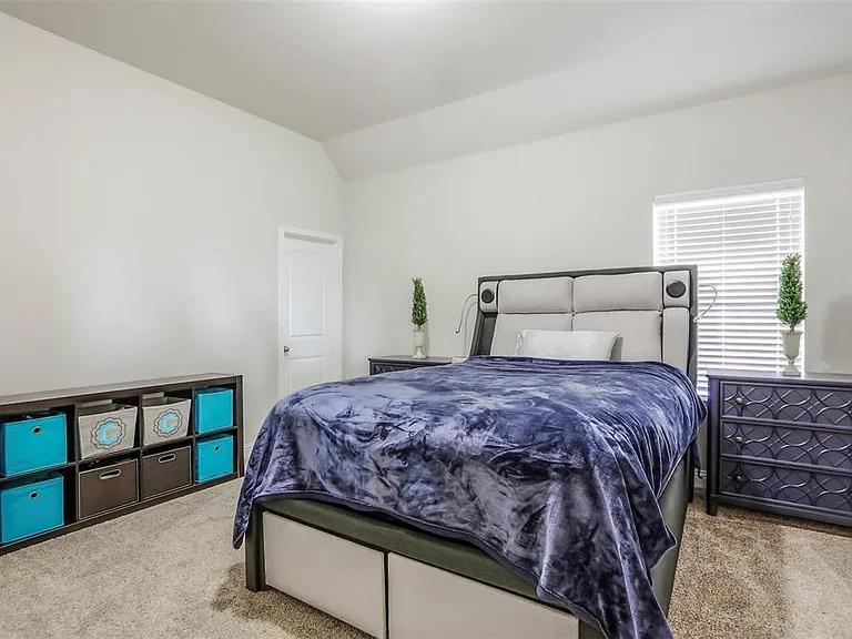 1815 Carriage Oaks Ln — Photo 17