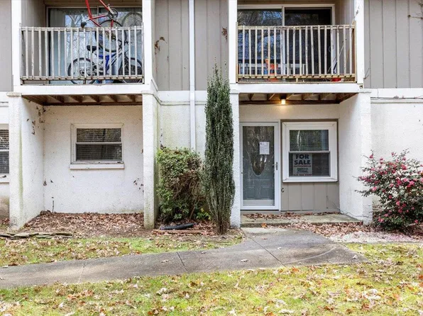 7124 Longstreet Dr #C, Raleigh, NC 27615