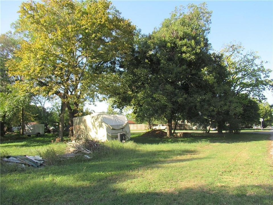 1st image of 109 Wilkes St Lot 7