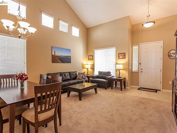 5th image of 4060 Westridge Ct