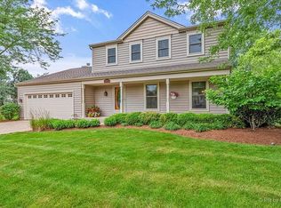 1151 Plymouth Ct, Carol Stream, IL 60188