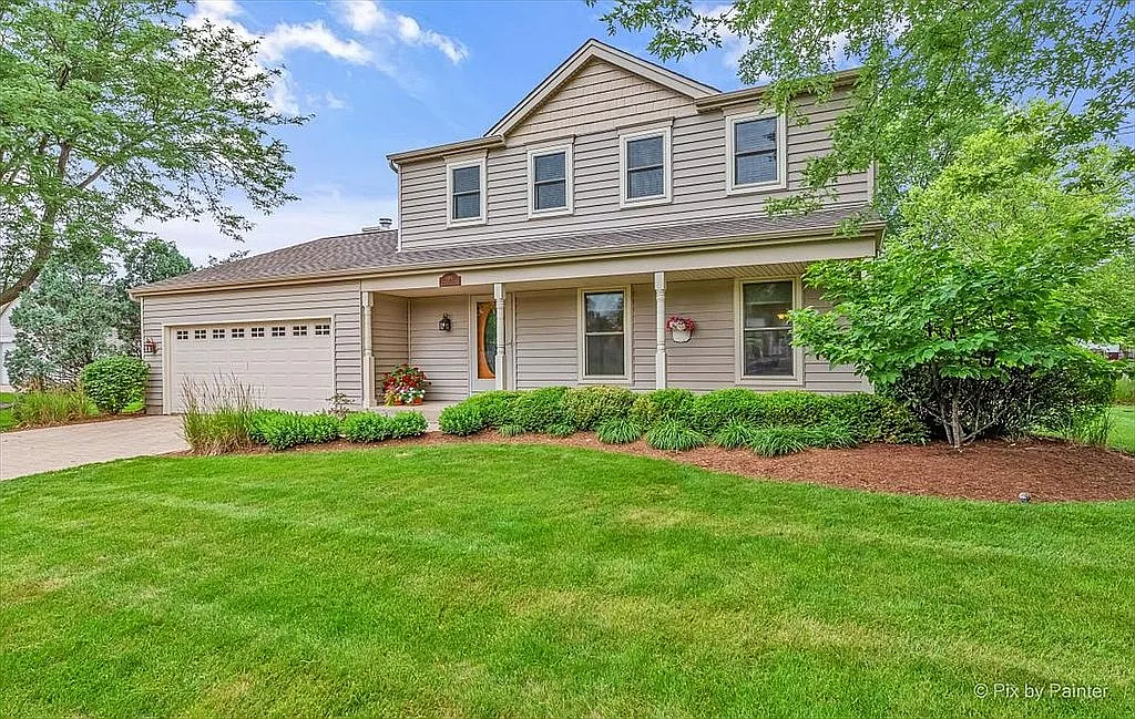 1151 Plymouth Ct photo 1