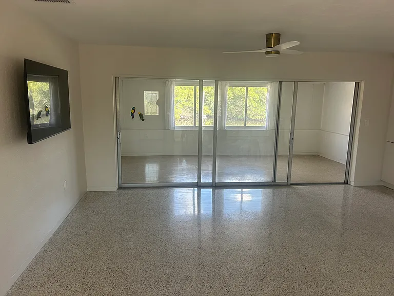 9399 Sun Isle Dr NE — Photo 12