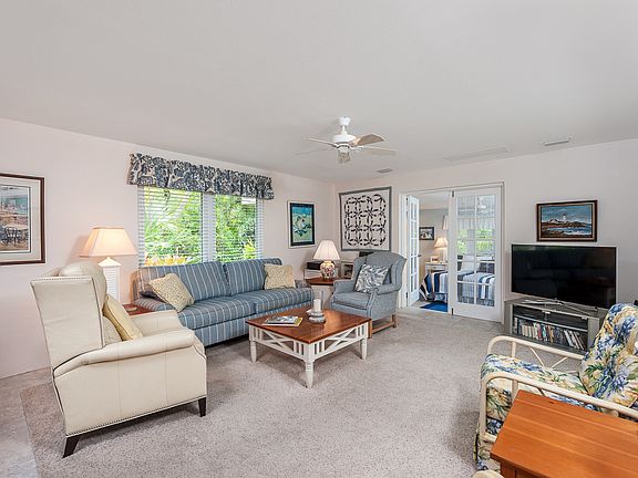4th image of 5747 Pine Tree Dr