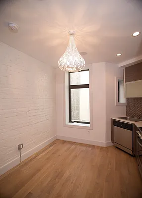 Rented by Nooklyn NYC LLC | media 23