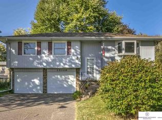 15106 Madison St, Omaha, NE 68137
