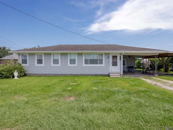 128 Bertie St, Napoleonville, LA 70390