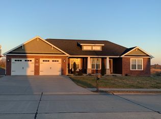 2856 Vista Ridge Pl, Jackson, MO 63755