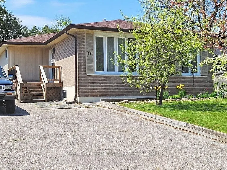 17 Daphne Cres #BASEMENT — Photo 1