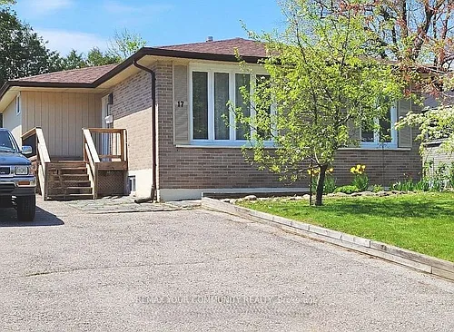 17 Daphne Cres #BASEMENT Photo 1